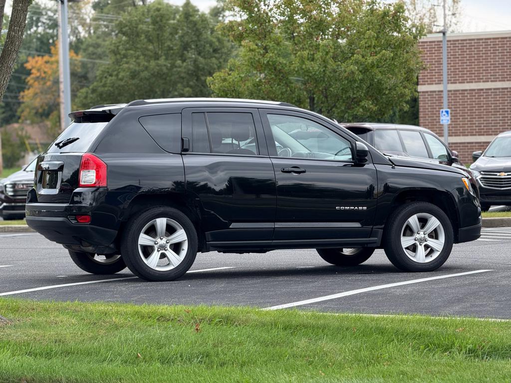 2012 Jeep Compass — photo 7