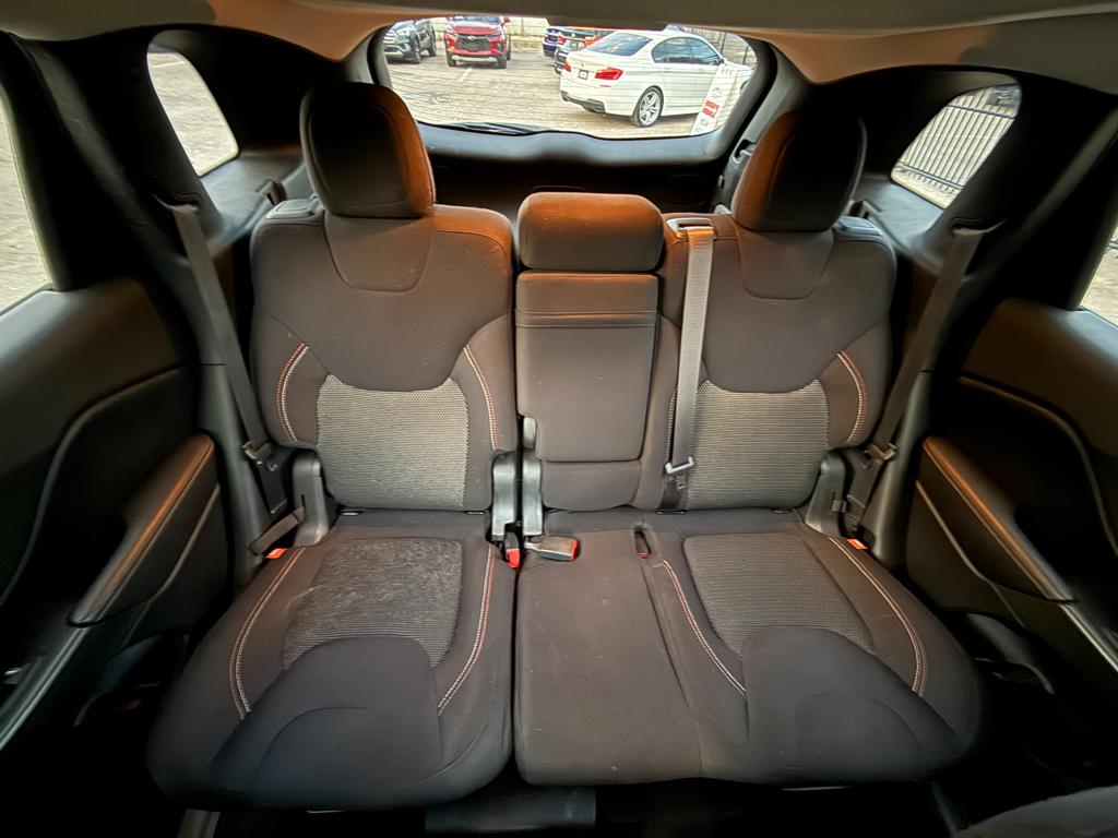 2016 Jeep Cherokee — photo 34