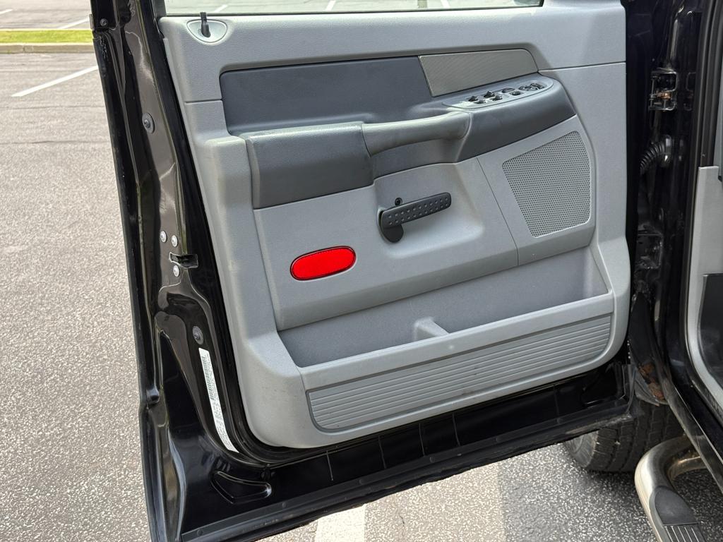 2008 Dodge Ram 1500 — photo 16