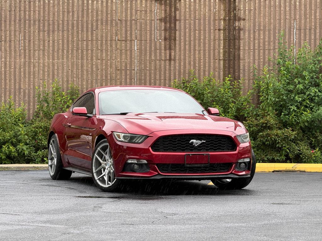 2015 Ford Mustang — photo 1