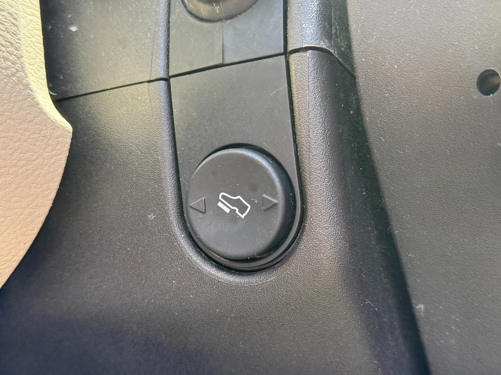 2014 Ford Taurus — photo 30