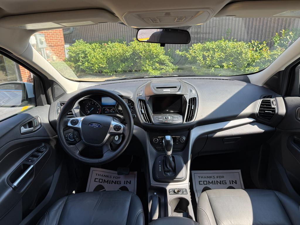2016 Ford Escape — photo 26