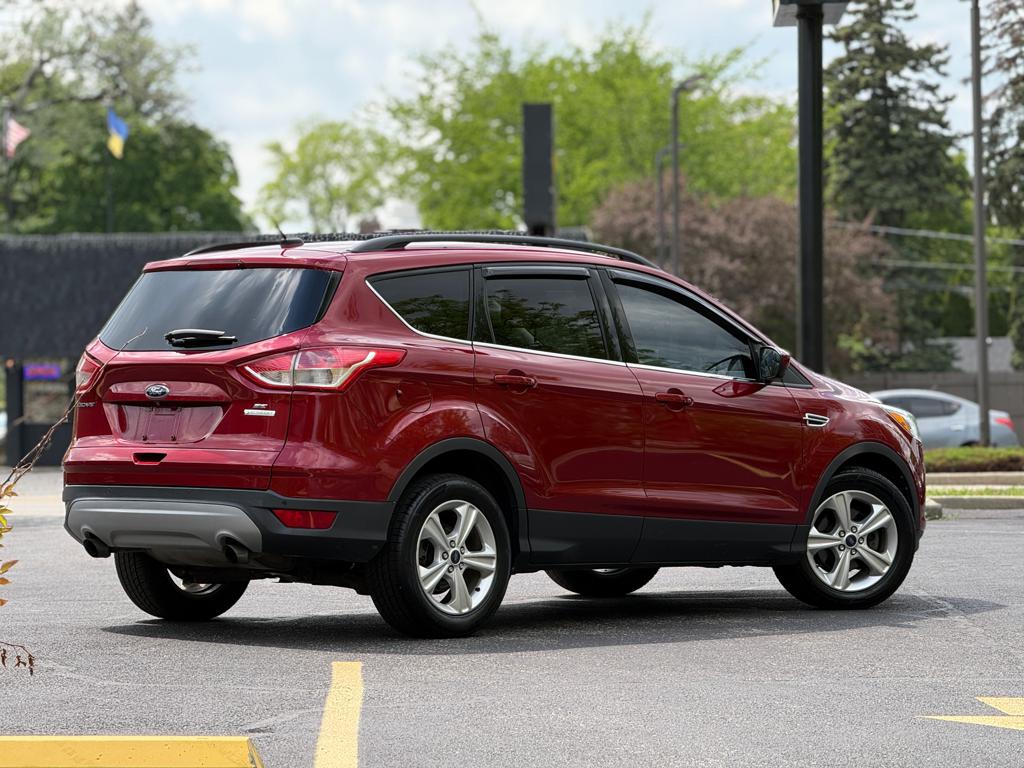 2016 Ford Escape — photo 9