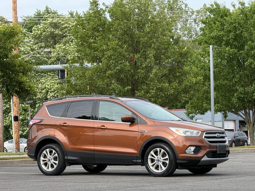 2017 Ford Escape — photo 11