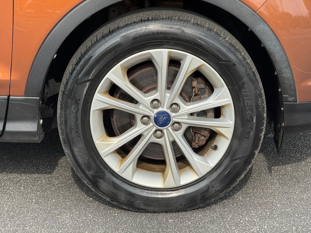 2017 Ford Escape — photo 18