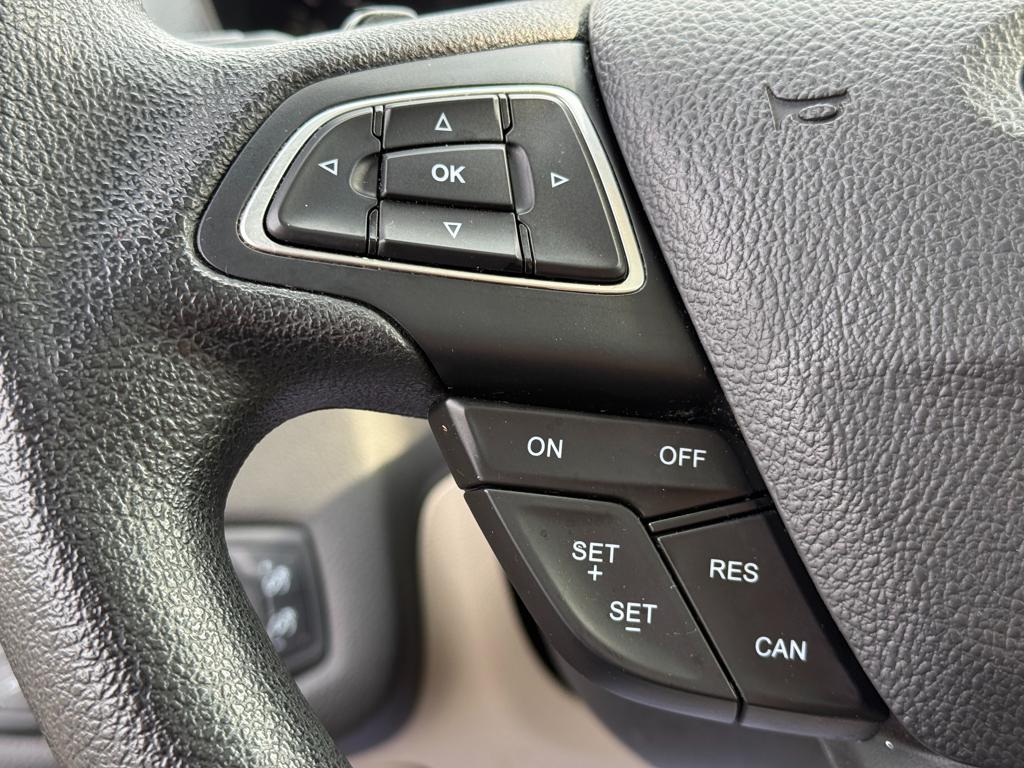 2017 Ford Escape — photo 28