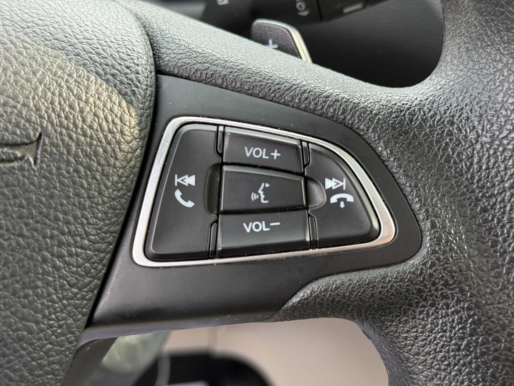 2017 Ford Escape — photo 29