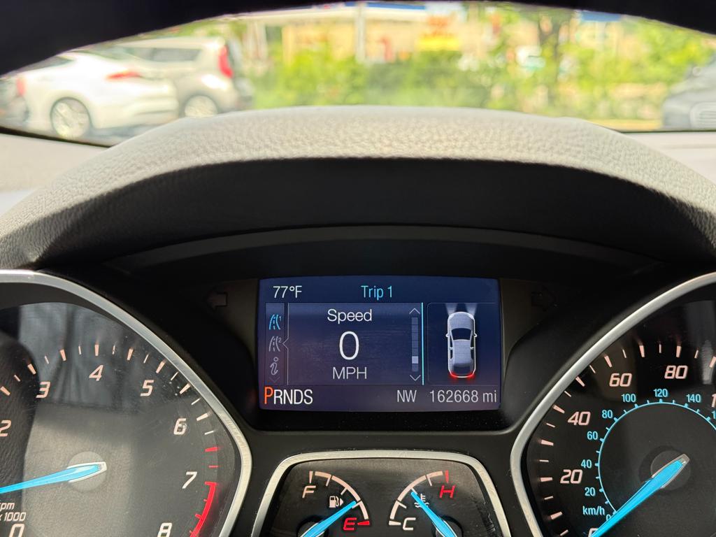 2015 Ford Escape — photo 27
