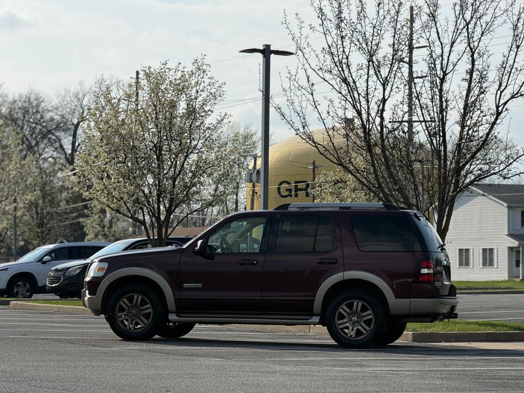 2006 Ford Explorer — photo 10