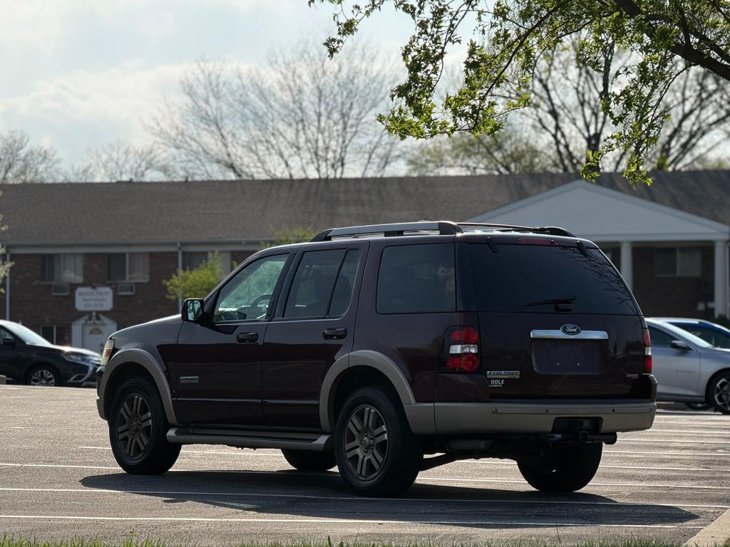 2006 Ford Explorer — photo 13