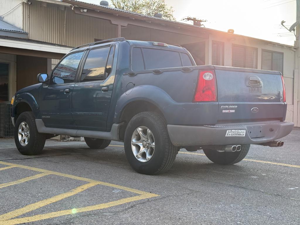 2001 Ford Explorer — photo 11