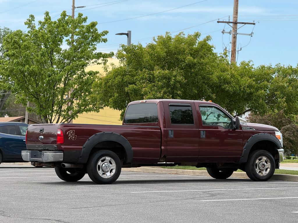 2011 Ford F250 — photo 4