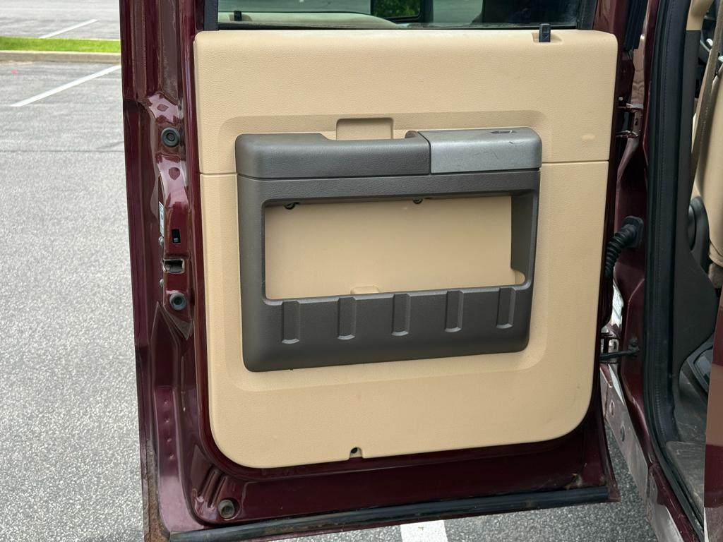 2011 Ford F250 — photo 19