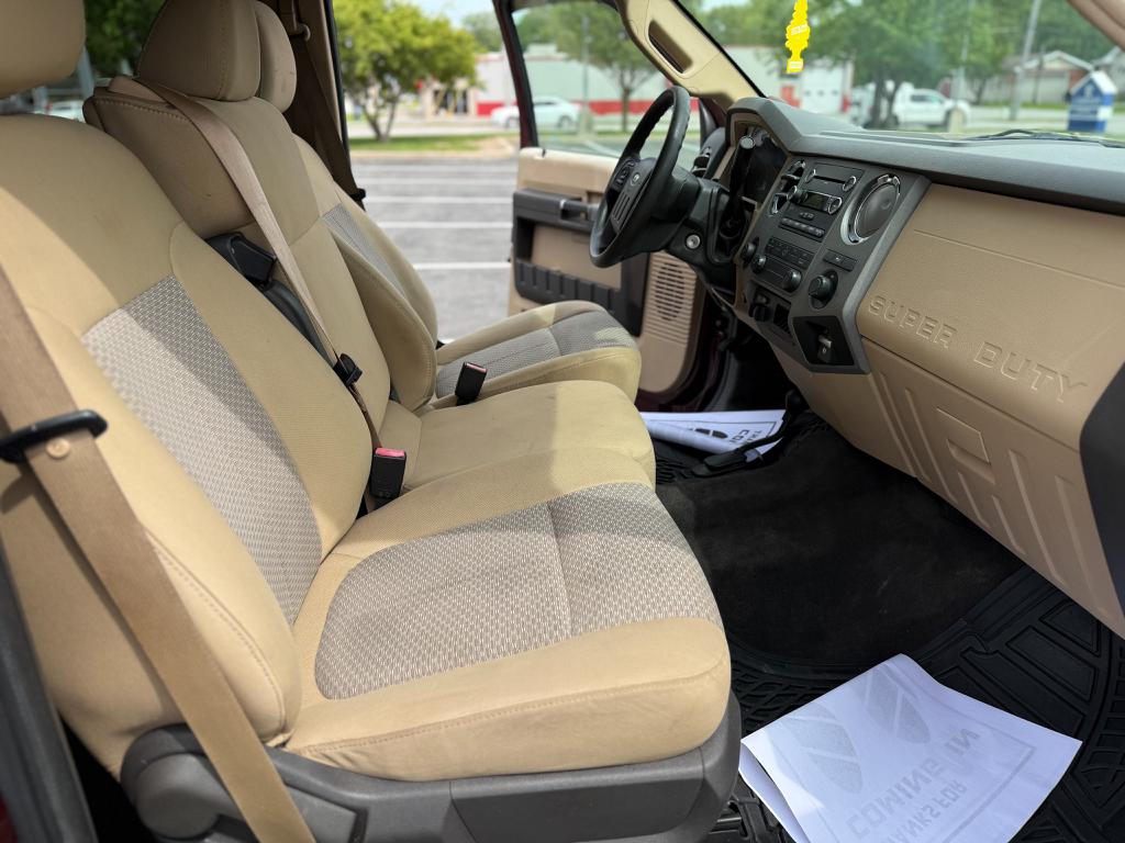 2011 Ford F250 — photo 20