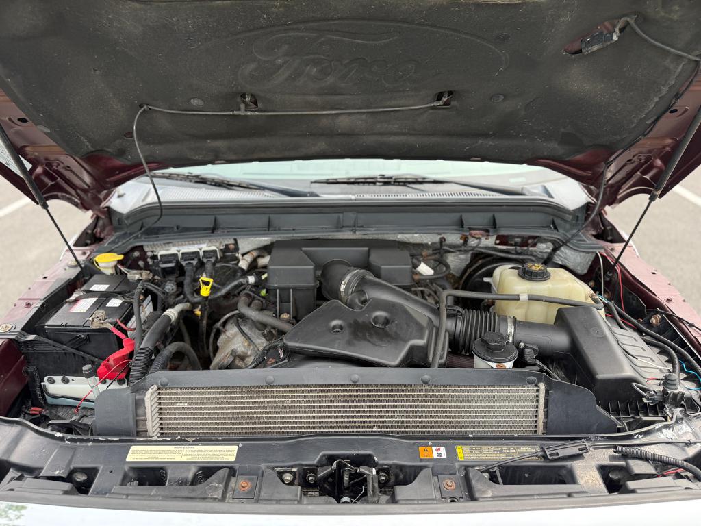2011 Ford F250 — photo 28