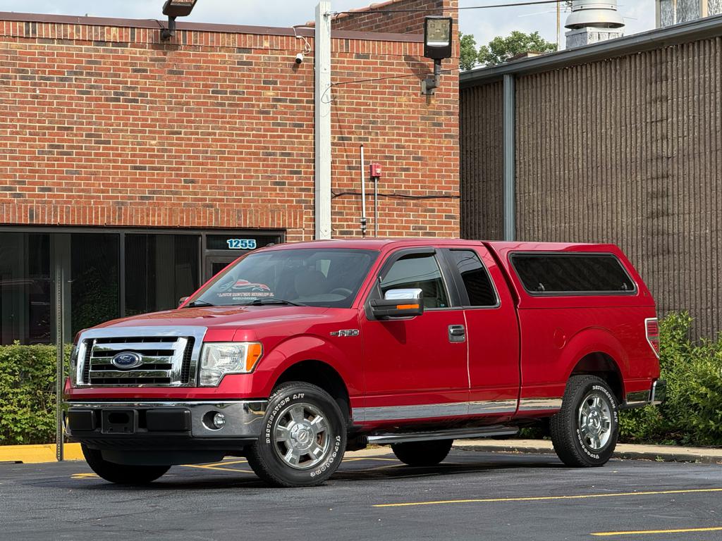 2011 Ford F150 — photo 2