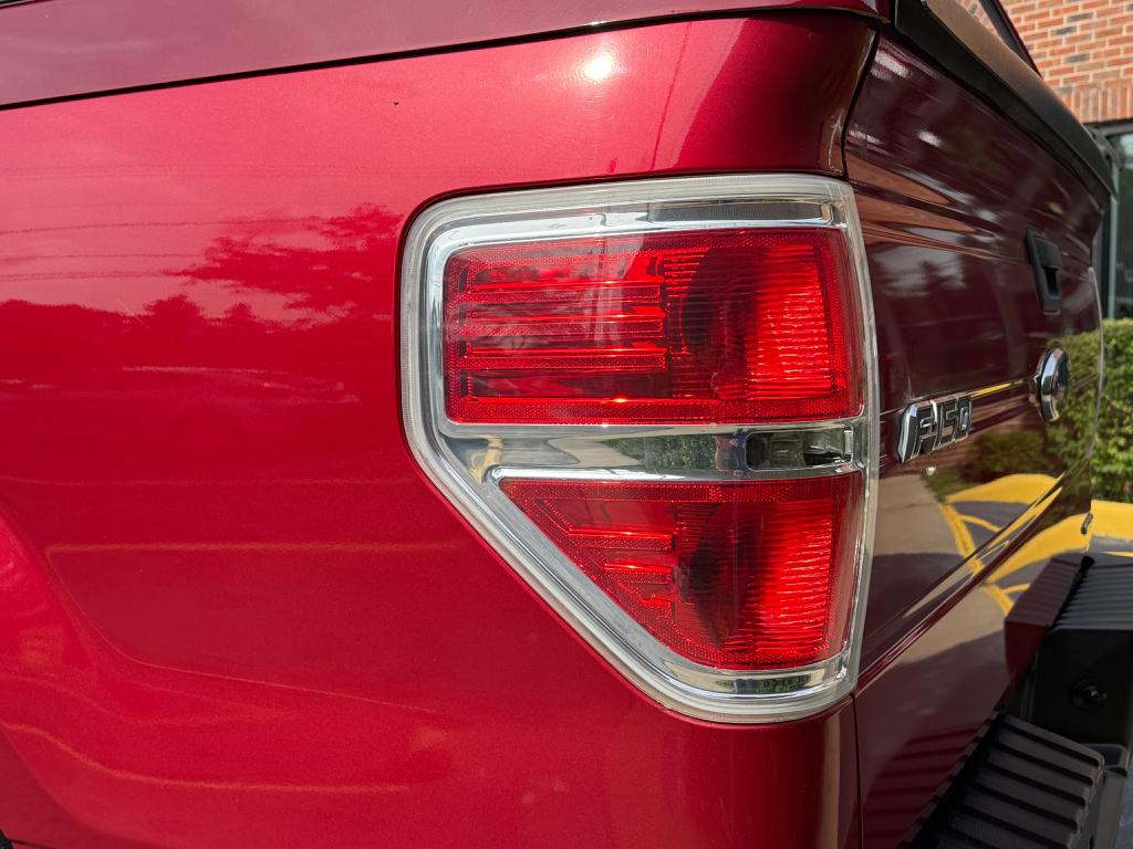 2011 Ford F150 — photo 14