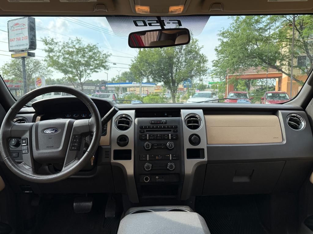 2011 Ford F150 — photo 17
