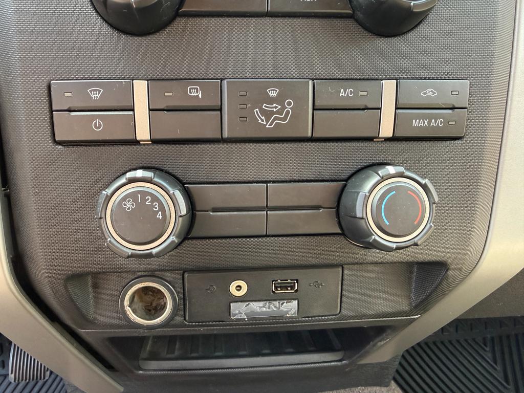 2011 Ford F150 — photo 31