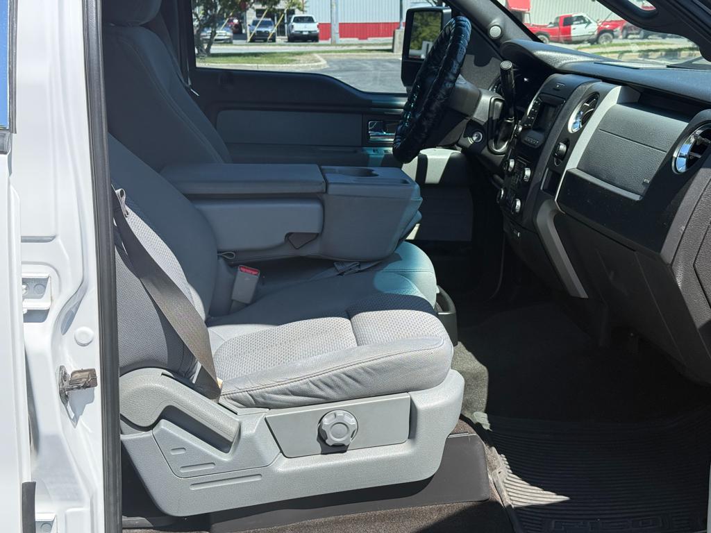 2014 Ford F150 — photo 19
