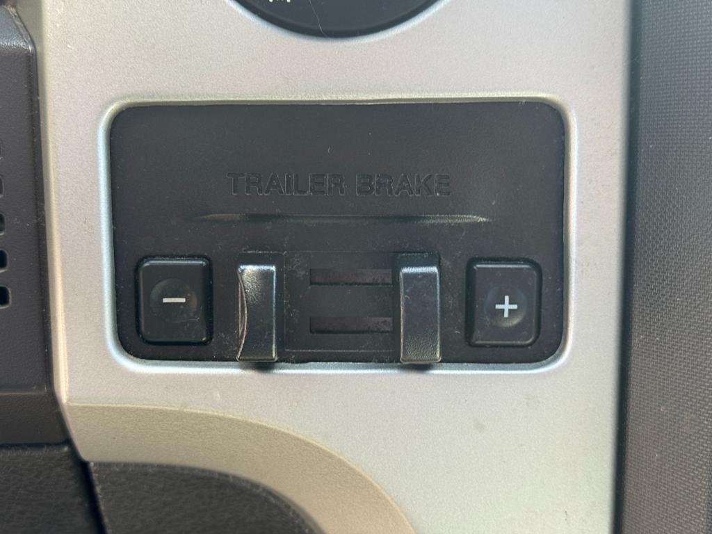 2014 Ford F150 — photo 25