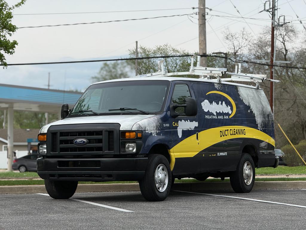 2012 Ford E350 — photo 2
