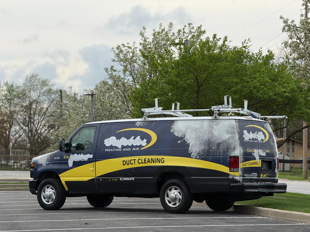 2012 Ford E350 — photo 6