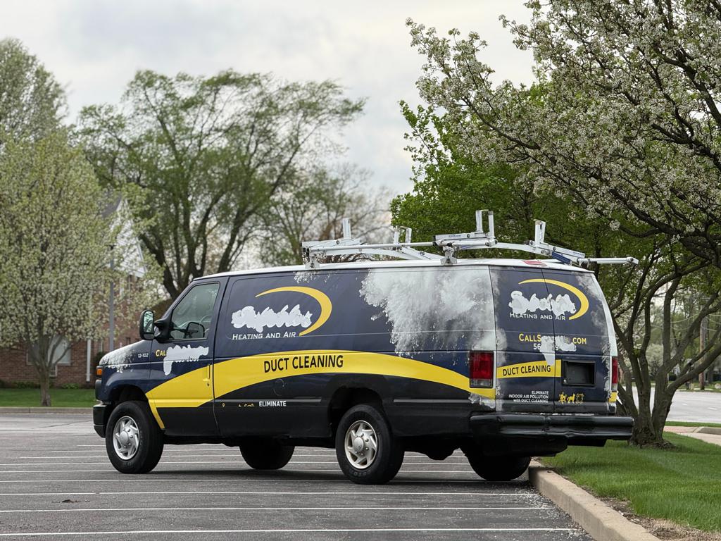 2012 Ford E350 — photo 7