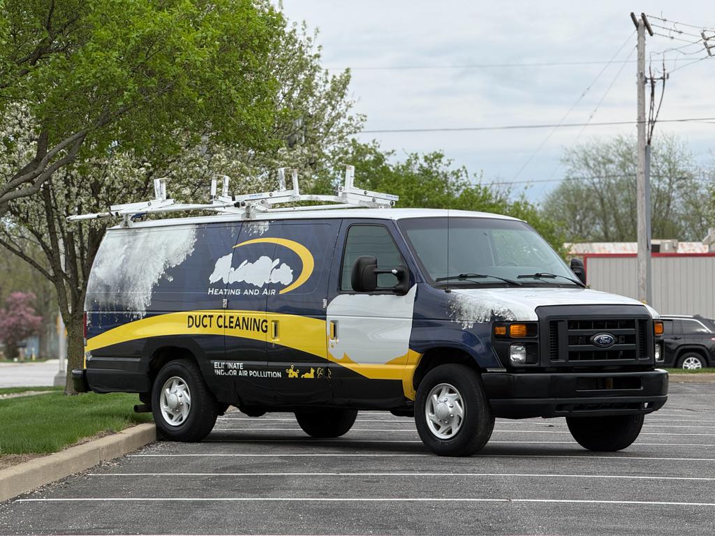 2012 Ford E350 — photo 10