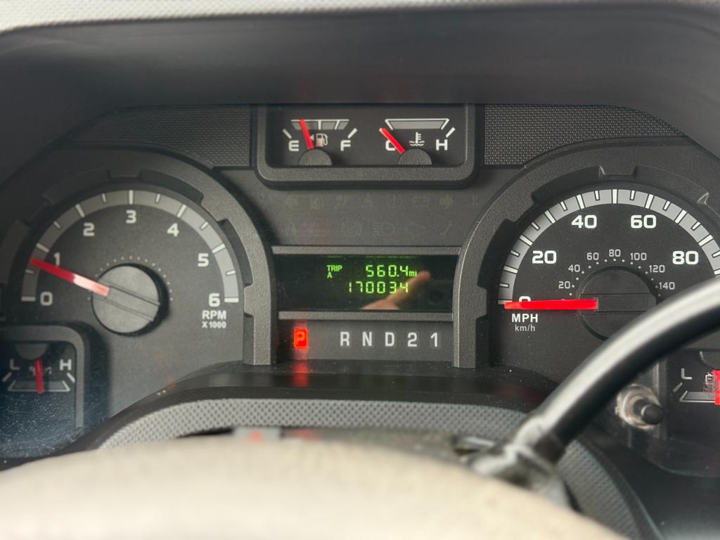 2012 Ford E350 — photo 19