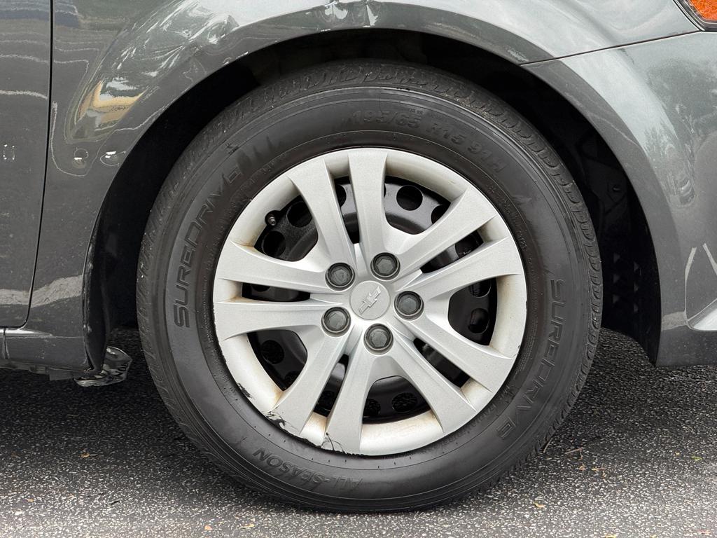 2020 Chevrolet Sonic — photo 16