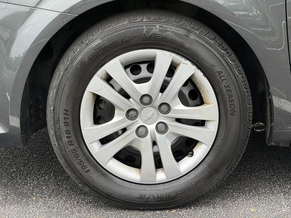 2020 Chevrolet Sonic — photo 17