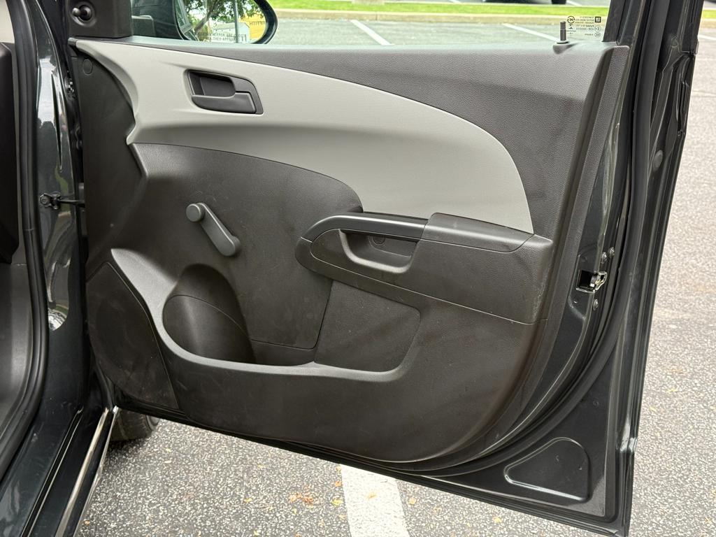 2020 Chevrolet Sonic — photo 22