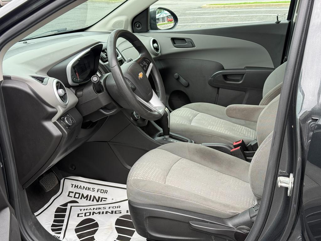 2020 Chevrolet Sonic — photo 39