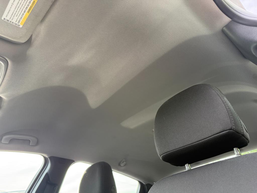 2018 Chevrolet Malibu — photo 24