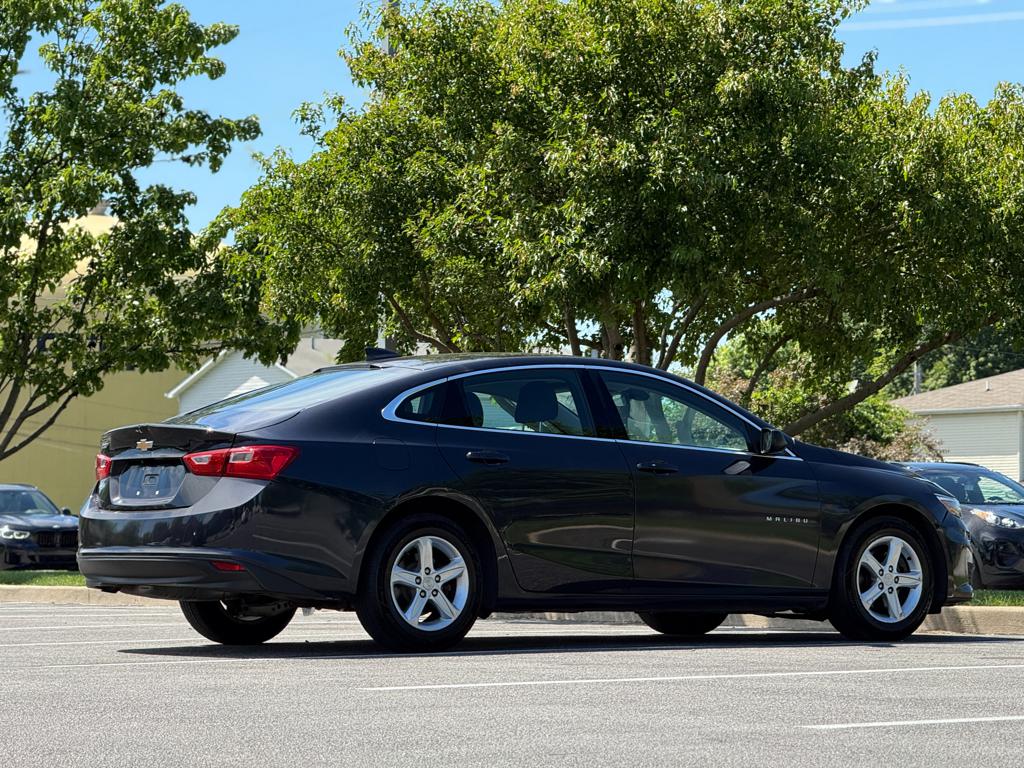 2022 Chevrolet Malibu — photo 4