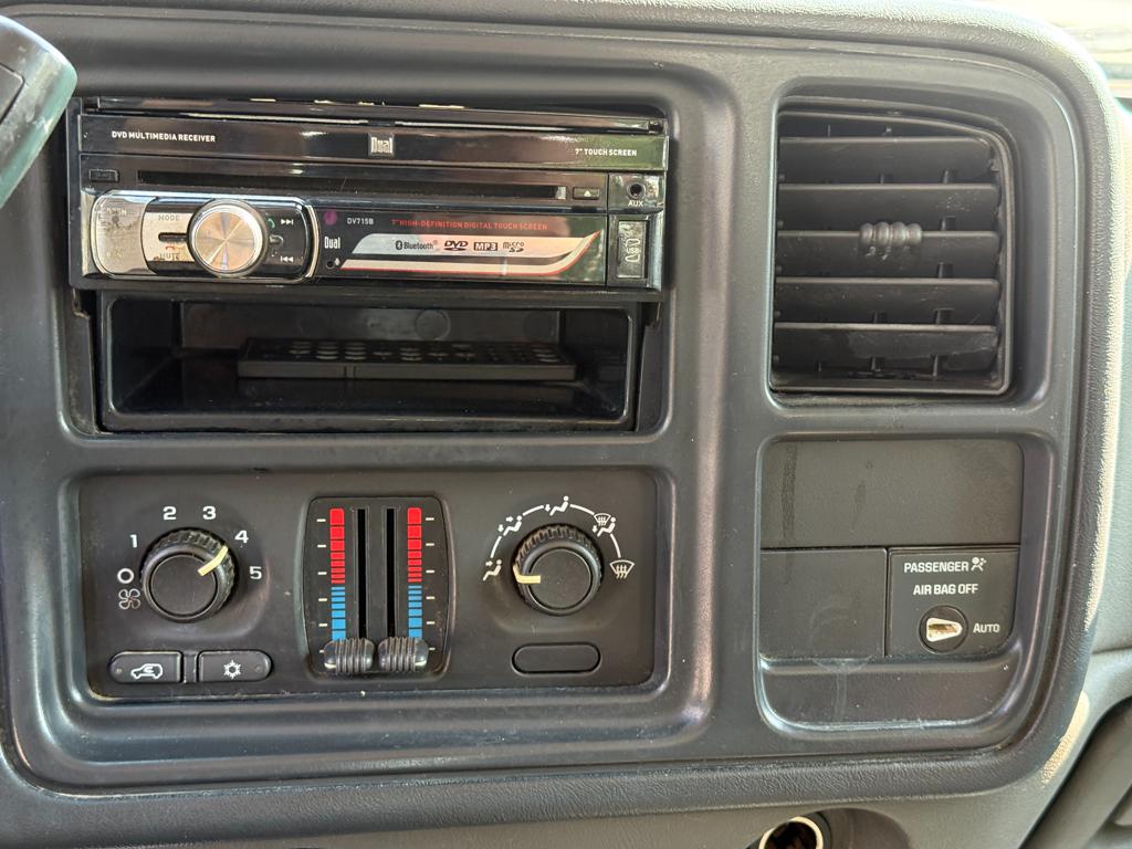 2004 Chevrolet Silverado 1500 — photo 15
