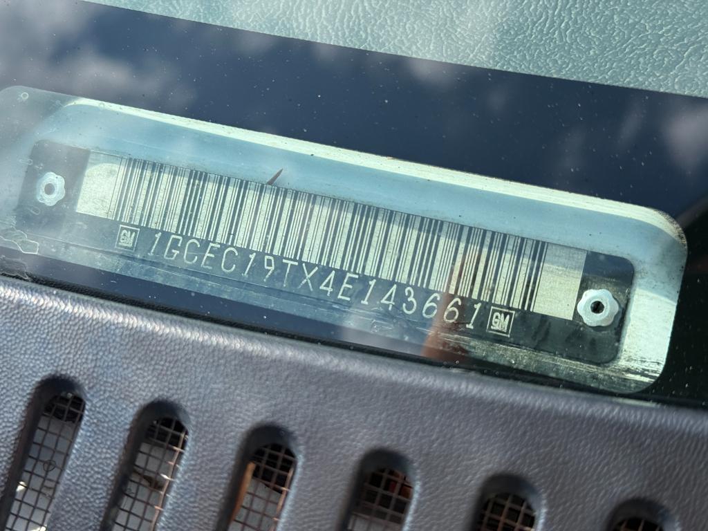 2004 Chevrolet Silverado 1500 — photo 18