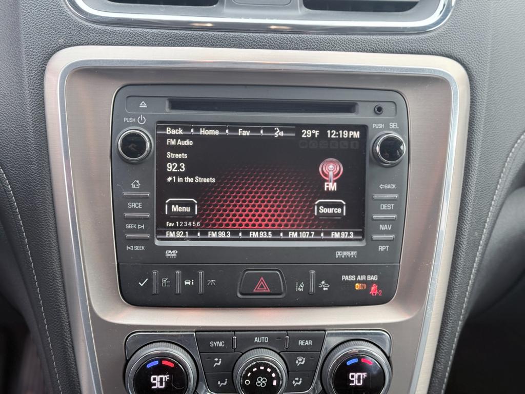 2015 GMC Acadia — photo 10
