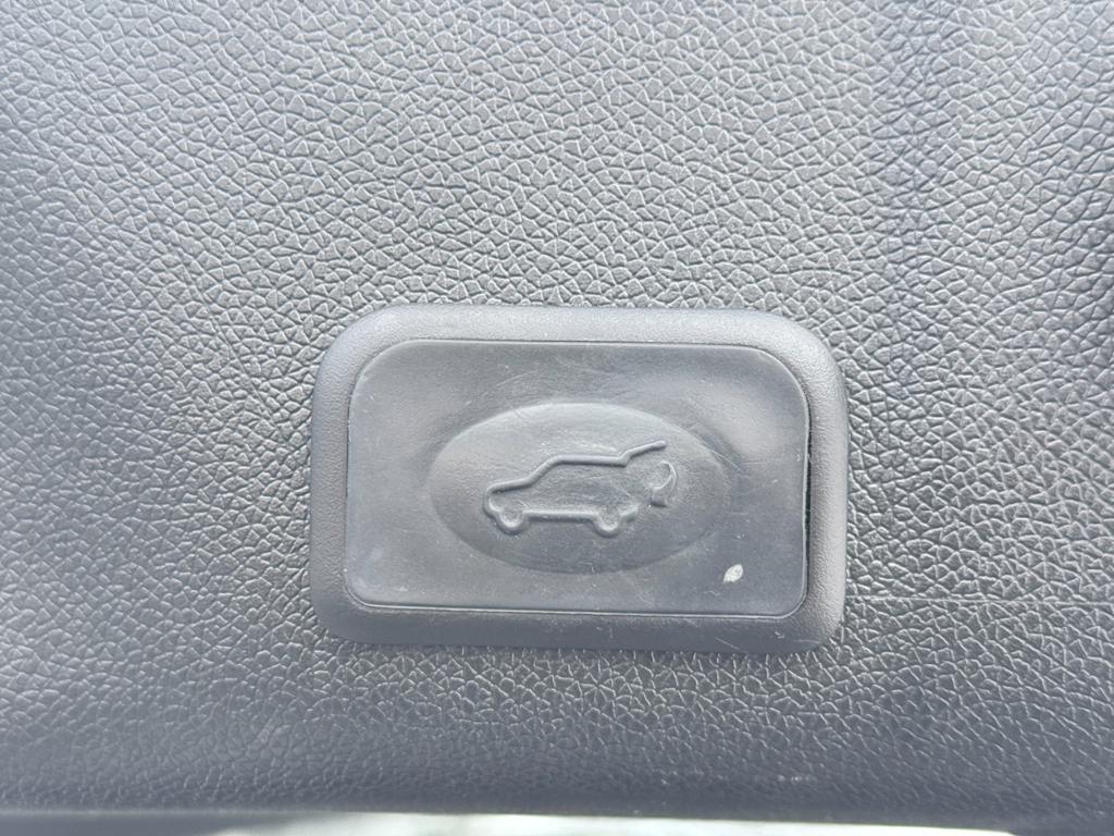 2015 GMC Acadia — photo 24
