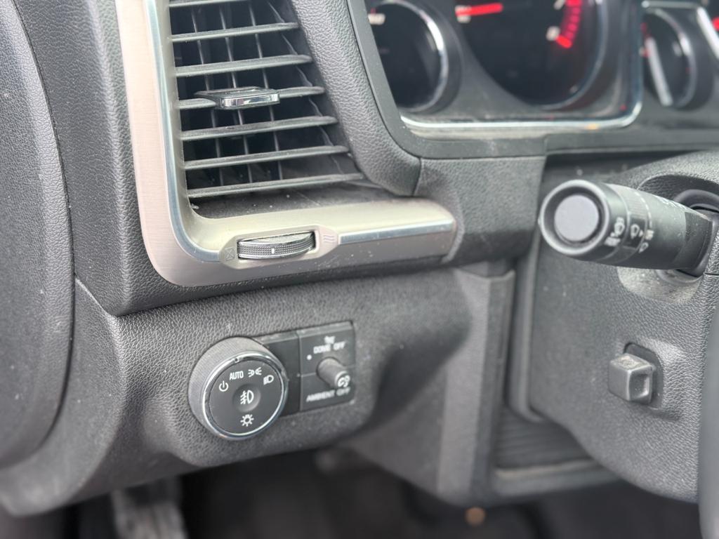 2015 GMC Acadia — photo 27