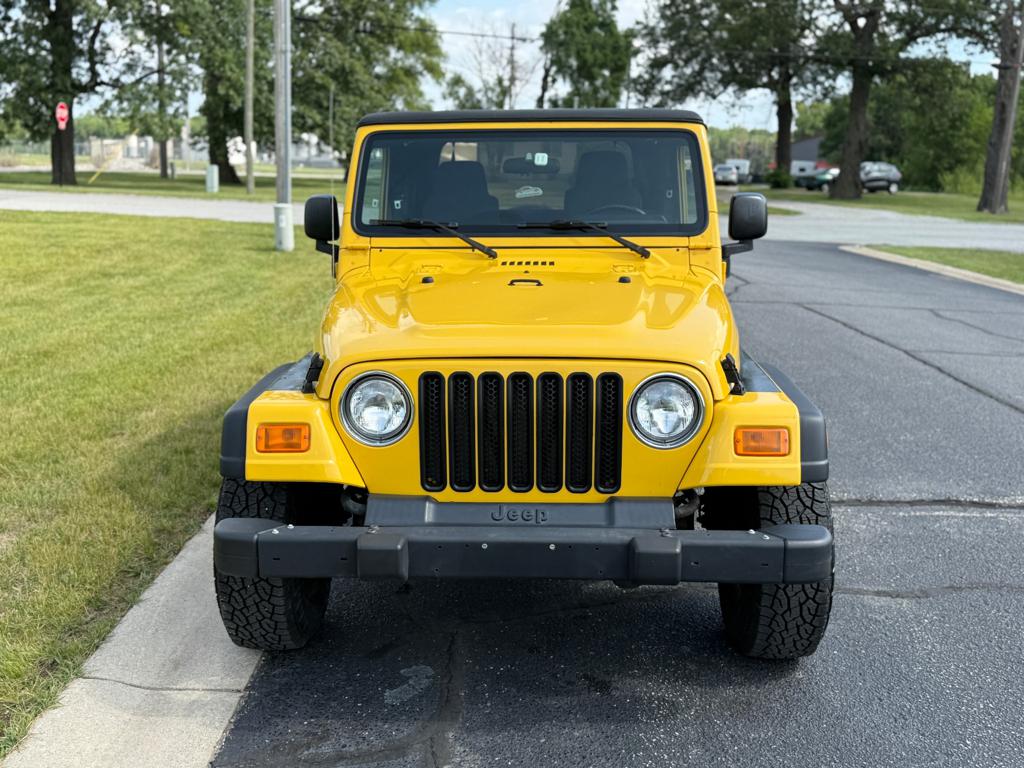 2004 Jeep Wrangler — photo 4