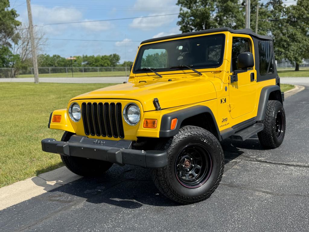 2004 Jeep Wrangler — photo 12