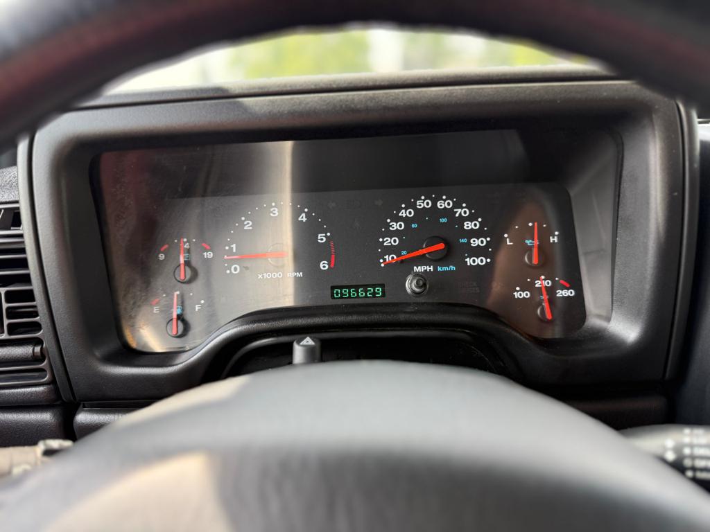 2004 Jeep Wrangler — photo 17