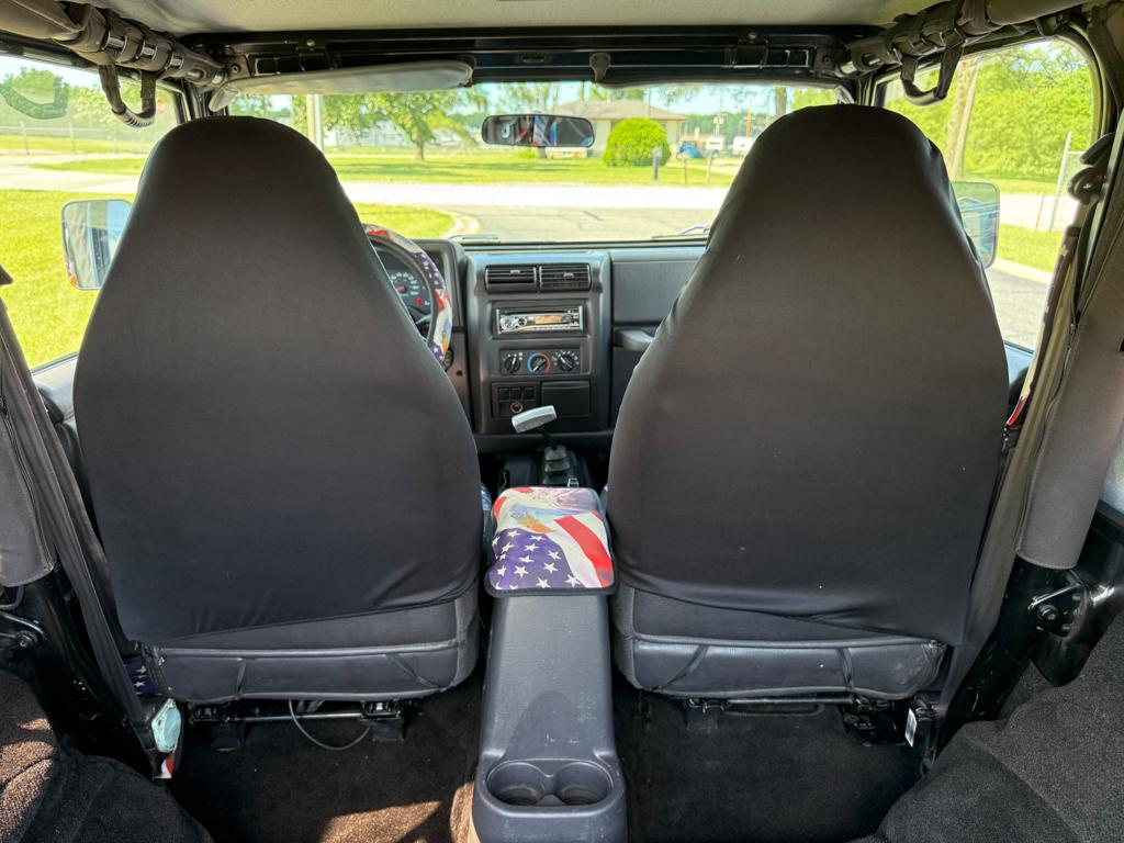 2001 Jeep Wrangler — photo 21
