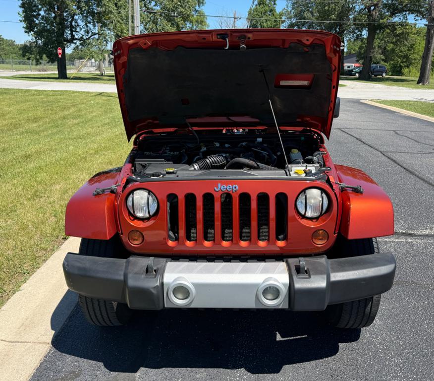 2009 Jeep Wrangler — photo 3