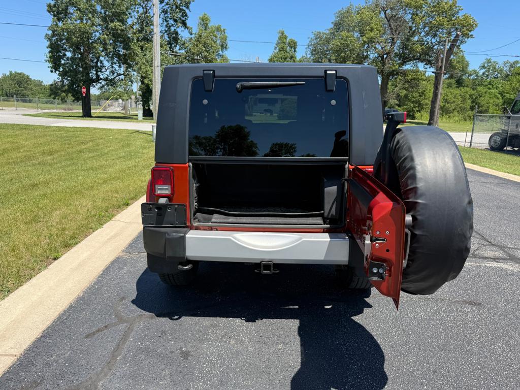 2009 Jeep Wrangler — photo 16