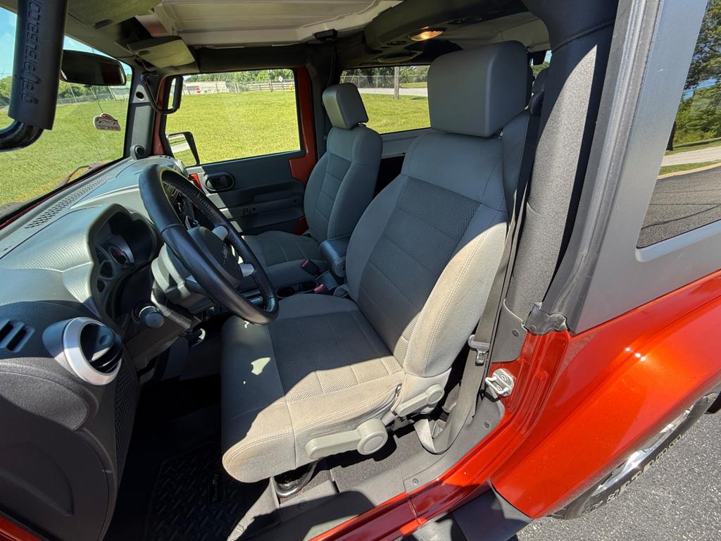 2009 Jeep Wrangler — photo 21