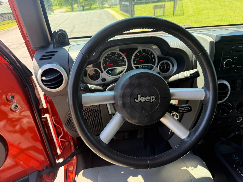 2009 Jeep Wrangler — photo 22