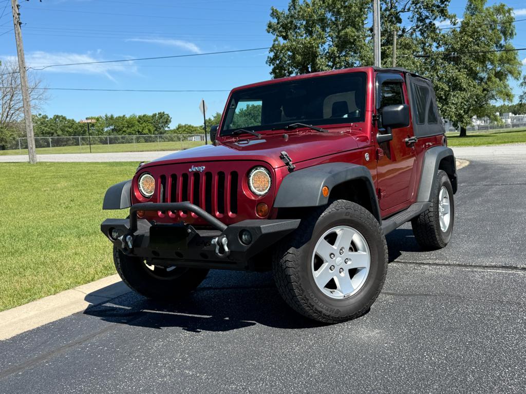 2011 Jeep Wrangler — photo 11